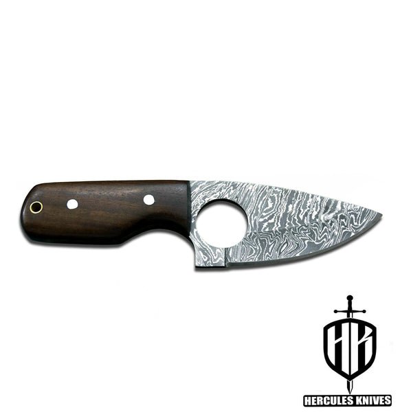 A382-Custom Damascus Steel Skinner Hunting Knife with Walnut Handle | Handmade | Leather Sheath