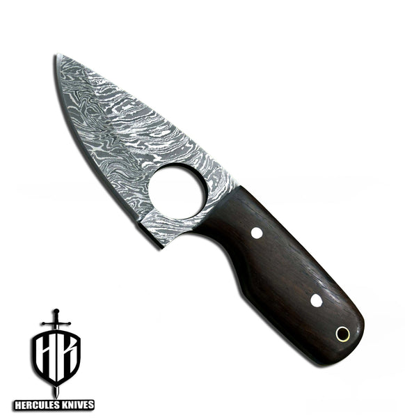 A382-Custom Damascus Steel Skinner Hunting Knife with Walnut Handle | Handmade | Leather Sheath