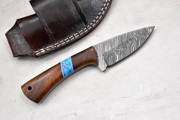 T258-Custom Hand Forged Damascus Steel Hunting Knife with Walnut Handle | Handmade | Leather Sheath