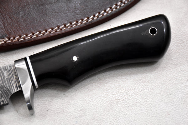 T264-Custom Hand Forged Damascus Steel Fixed Blade Camping Hunting Knife with Horn Handle | Handmade | Leather Sheath