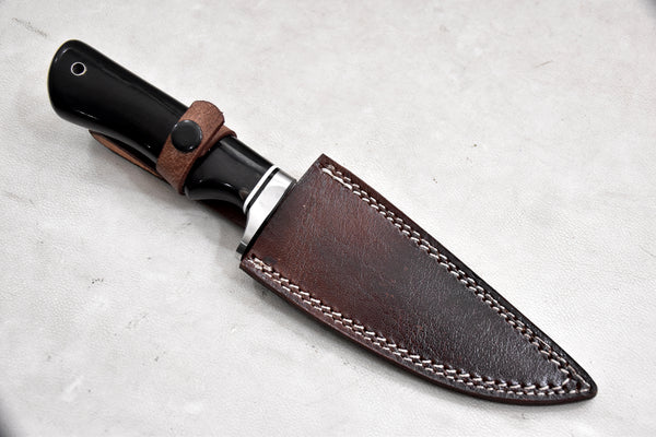 T264-Custom Hand Forged Damascus Steel Fixed Blade Camping Hunting Knife with Horn Handle | Handmade | Leather Sheath